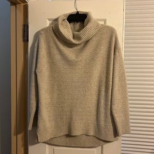 Turtle neck sweater